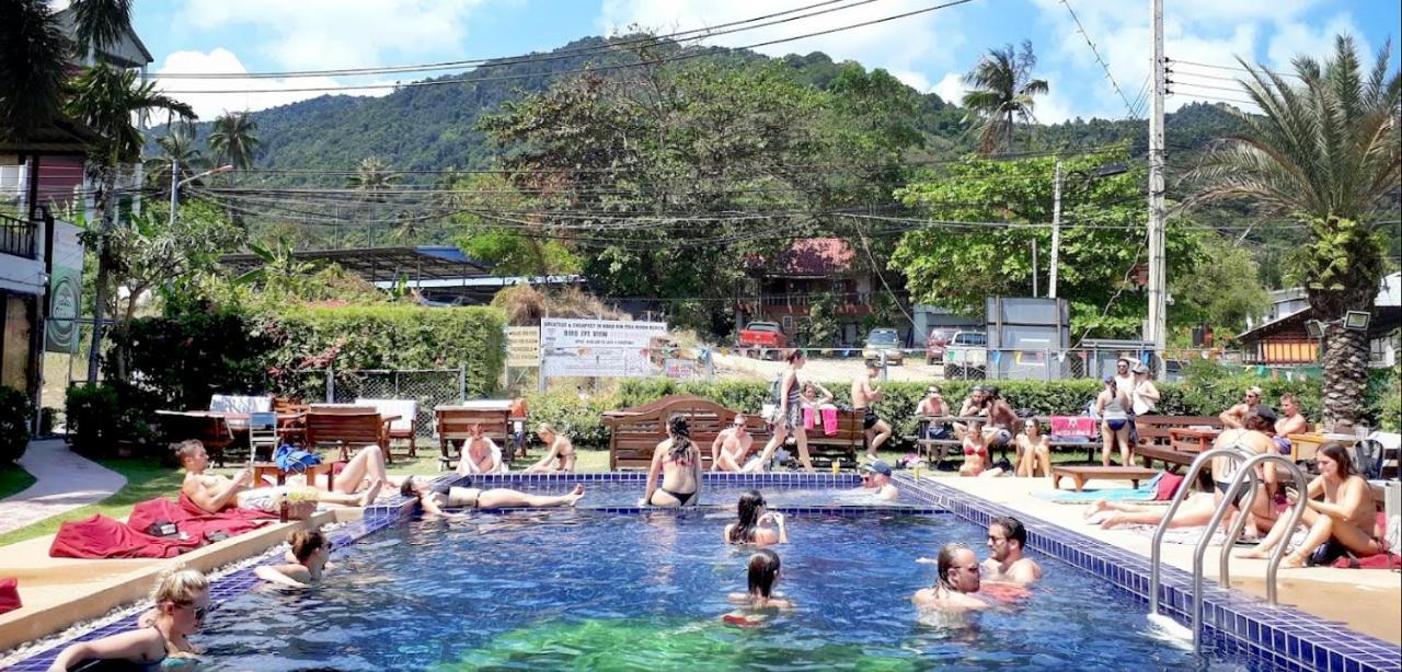 Wet! A Pool Party Hostel By Wild & Wandering Haad Rin Eksteriør bilde